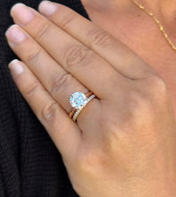 Load image into Gallery viewer, Solitaire Round Cut moissanite Engagement Ring And Band Wedding Ring 14K Solid Rose Gold Bridal Ring Minimalist Ring For Her 3.20ctw