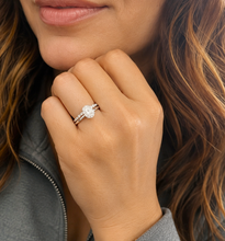 Load image into Gallery viewer, Oval Cut Diamond Engagement Ring And Matching Band Solitaire Ring IGI Certified 14k Solid White Gold Bridal Ring Wedding Ring 3.15ctw F-VS2