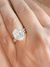 Load image into Gallery viewer, Oval Cut Diamond Engagement Ring And Matching Band Solitaire Ring IGI Certified 14k Solid Yellow Gold Bridal Ring Wedding Ring 5.30ctw G-VS2
