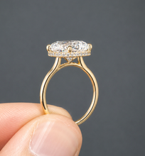 Load image into Gallery viewer, Oval Shape And Round Cut Moissanite Engagement Ring Halo Wedding Ring Prong Set Bridal Ring 14K Yellow Gold Propose Ring For Her 4.15ct