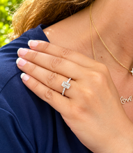 Load image into Gallery viewer, Emerald Cut Moissanite Center And Baguettes Cut Sides Engagement Ring Prong Set Style In 14k White or Yellow Gold Bridal Wedding Ring 2.30ct
