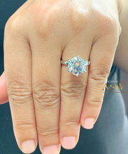 Load image into Gallery viewer, Women's Large 14k White Gold Round Simulated Diamond Engagement Ring, Bridal, Wedding, Anniversary, Prong Set, Solitaire, Brilliant 5.00ctw