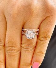 Load image into Gallery viewer, IGI Certified 14k Solid Rose Gold Cushion Cut and Round Cut Diamond Engagement Ring And Band Halo Bridal Set 2.50ct F VS2