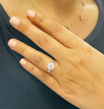 Load image into Gallery viewer, 14K White Gold Round And Baguettes Cut Natural Diamonds Engagement Ring 1.74ctw