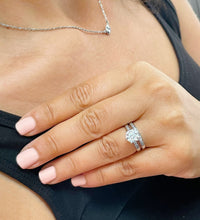 Load image into Gallery viewer, 14k White Gold Round Cut Moissanite and Round Cut Natural Diamond Engagement Ring And Band Bridal Set 1.90ctw