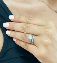 Load image into Gallery viewer, 14k White Gold Round Cut Moissanite and Round Cut Natural Diamond Engagement Ring And Band Bridal Set 1.90ctw