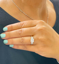 Load image into Gallery viewer, 14k Solid Yellow Gold Princess Cut Natural Diamond Engagement Ring Bridal Wedding Three stone style 2.20ct