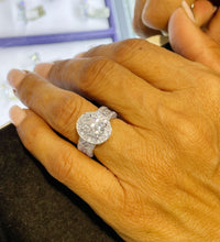 Load image into Gallery viewer, 14K Solid White Gold Oval Cut Moissanite And Natural Round cut Diamond Engagement Ring Deco, Halo, Bridal 4.00ct