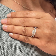 Load image into Gallery viewer, 1.50 Carat Princess Cut Simulated Diamond Engagement Ring And Band Bridal Set Wedding Halo 14k Solid Yellow Gold