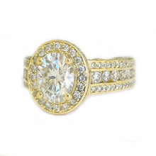 Load image into Gallery viewer, IGI Certified 14K Solid And Heavy Yellow Gold 4.00ct Oval and Round, Prong Halo, Engagement Ring, Bridal Set F-VS2