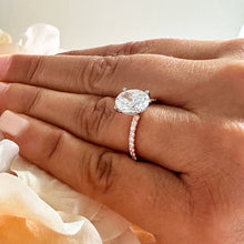 Load image into Gallery viewer, 14K White Gold Oval Cut Moissanite And Natural Round cut Diamond Engagement Ring Deco, Halo, Bridal, Wedding, Propose 3.25ct