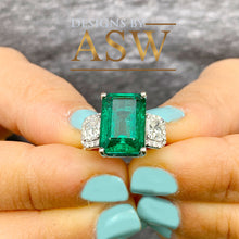 Load image into Gallery viewer, Large 14k solid white gold green emerald and round cushion cut simulated diamond engagement ring bridal, wedding, promise 6.50ctw