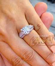 Load image into Gallery viewer, BIG 3.50 Carat 14k Solid White Gold Round Cut Moissanite and Natural Diamond Engagement Ring, Bridal, Wedding