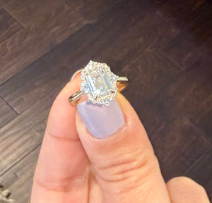 Emerald Cut And Round Cut Sides Moissanites Engagement Ring Halo Wedding Ring Minimalist Bridal Ring 14K Solid Yellow Gold Propose Ring 2.65