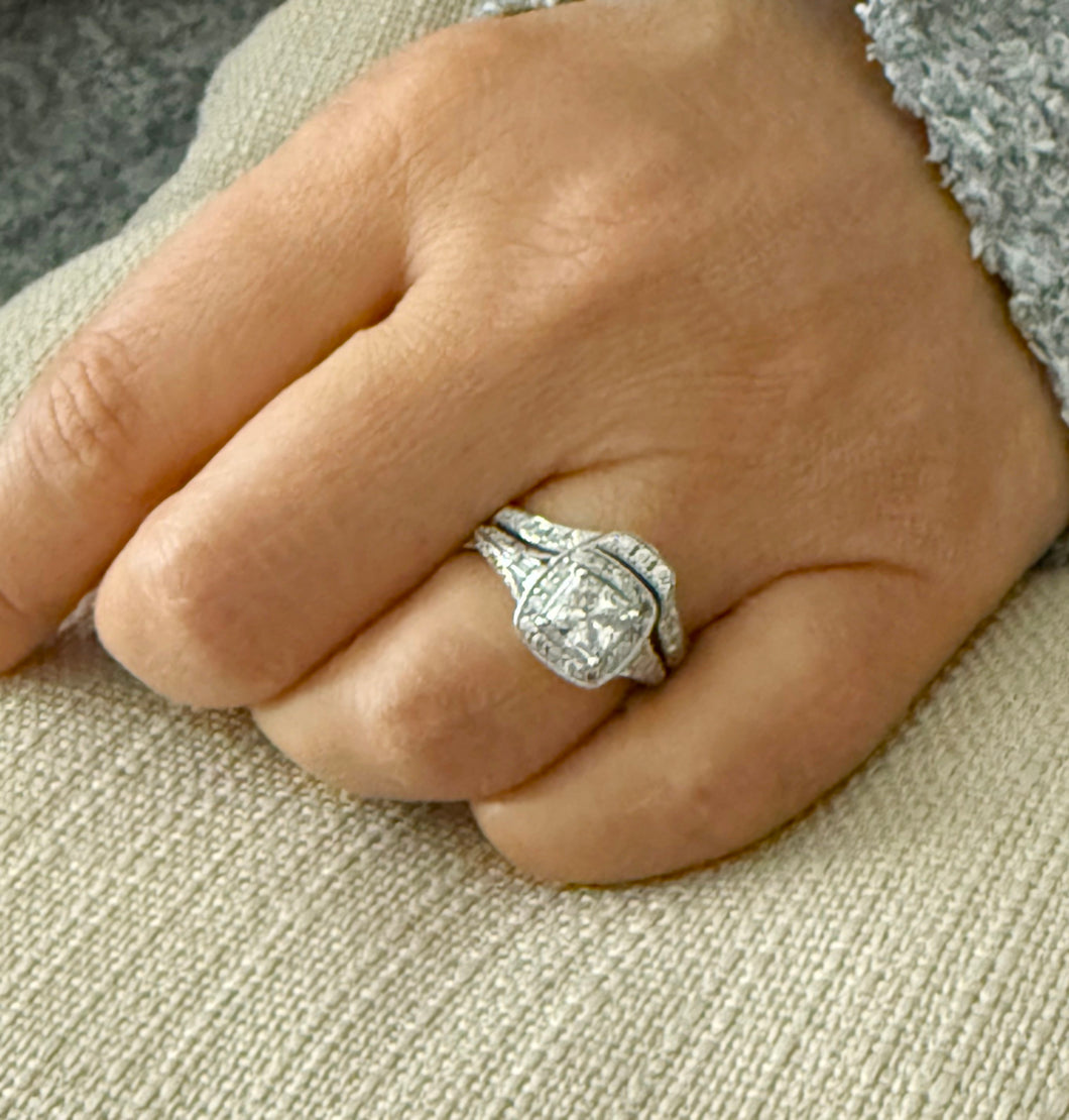 Princess Cut And Round Cut Sides Moissanites Engagement Ring And Matching Band Wedding Set Halo Bridal Set 14K Solid White Gold 2.50ctw