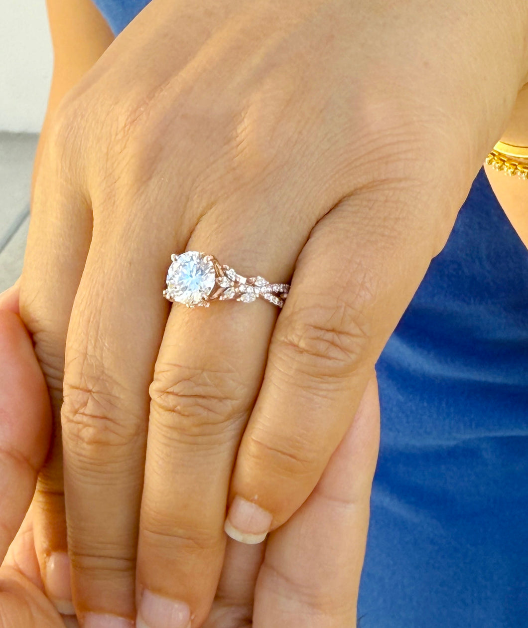 Round And Marquise Cut Moissanite and Sides Cvd Round And Marquise Diamonds Engagement Ring leaf design 14k Rose Gold 2.50ctw