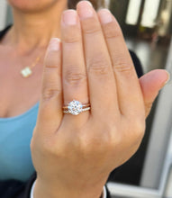 Load image into Gallery viewer, Solitaire Round Cut moissanite Engagement Ring And Band Wedding Ring 14K Solid Rose Gold Bridal Ring Minimalist Ring For Her 3.20ctw
