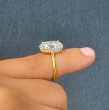 Load image into Gallery viewer, Oval Shape And Round Cut Moissanite Engagement Ring Halo Wedding Ring Prong Set Bridal Ring 14K Yellow Gold Propose Ring For Her 4.15ct
