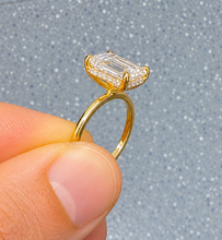 Load image into Gallery viewer, Emerald Shape And Round Cut Moissanite Engagement Ring Inner Halo Wedding Ring Prong Set Bridal Ring 14K Yellow Gold Propose Ring 3.10ctw
