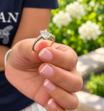 Load image into Gallery viewer, Emerald Cut Moissanite Center And Baguettes Cut Sides Engagement Ring Prong Set Style In 14k White or Yellow Gold Bridal Wedding Ring 2.30ct
