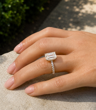 Load image into Gallery viewer, Emerald Cut Center And Round Cut Moissanites Engagement Ring Set In 14K Solid Yellow Gold Wedding Bridal Ring Set 3.25ctw
