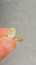 Load and play video in Gallery viewer, Emerald Shape And Round Cut Moissanite Engagement Ring Inner Halo Wedding Ring Prong Set Bridal Ring 14K Yellow Gold Propose Ring 3.10ctw
