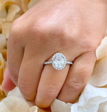 Load image into Gallery viewer, IGI Certified 14k Solid White Gold Oval and Round Cut Diamond Engagement Ring Halo 3.50ct F VS2
