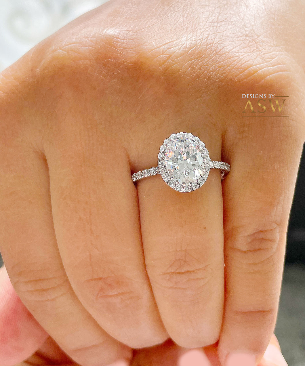 14K White Gold Oval Cut Moissanite And Natural Round cut Diamond Engagement Ring Deco, Halo, Bridal, Wedding, Propose 3.70ct