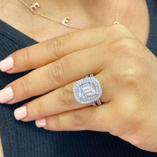 Load image into Gallery viewer, IGI Certified 14K Solid White Gold Emerald and Round Cut Diamond Engagement Ring And Band Bridal Set in Double Halo 4.50ct F VS2
