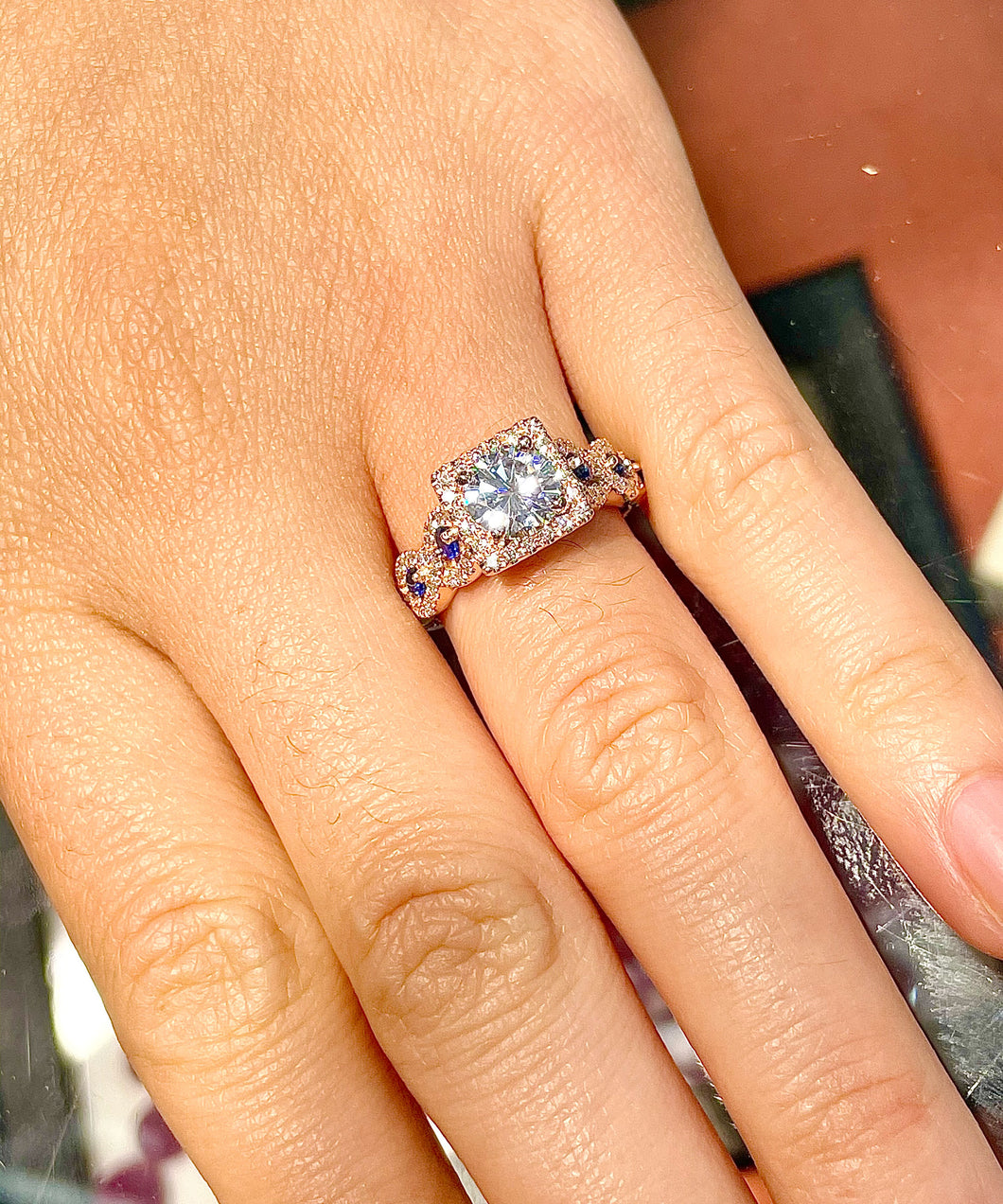 Stunning 2.00 Carat Round Cur Natural Diamonds And Sapphires Engagement Ring Antique Deco Design Bridal Halo Wedding 14k Solid Rose gold