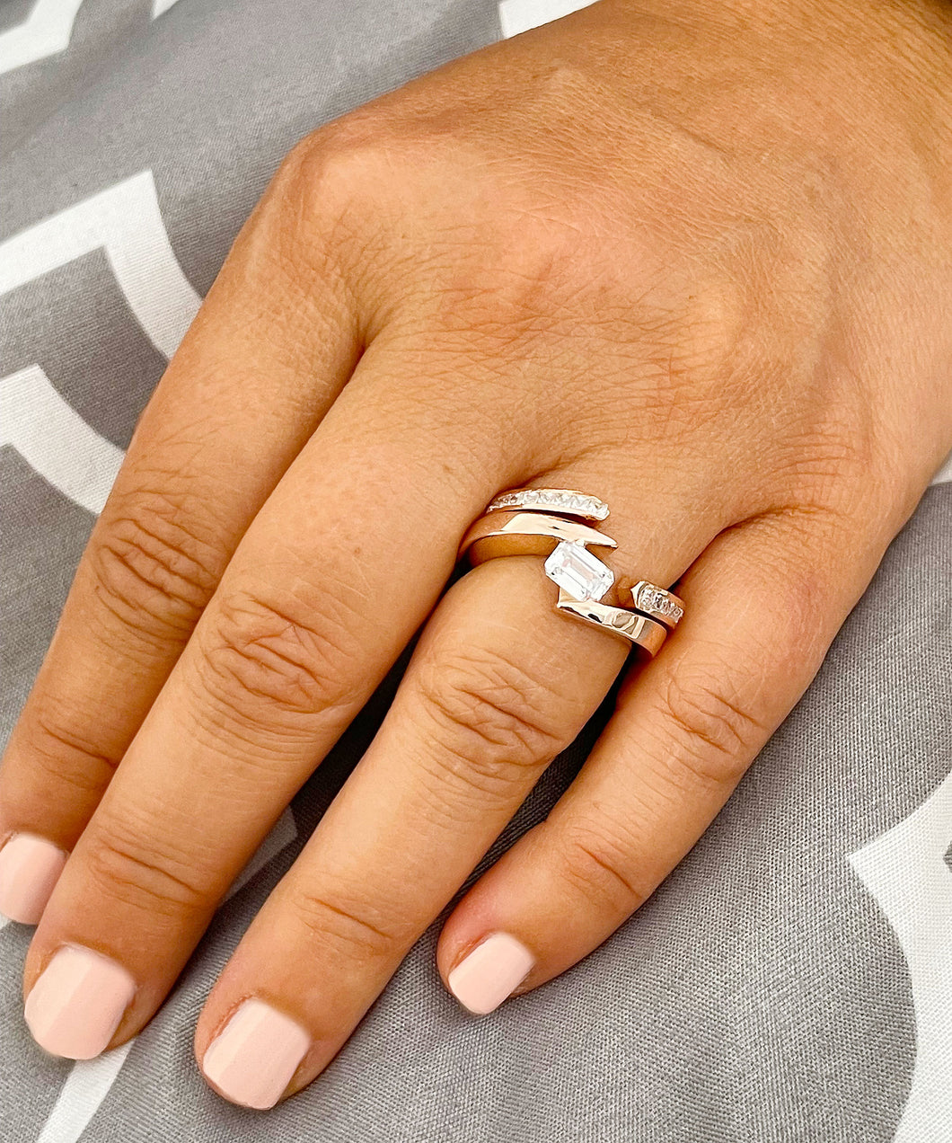 Beautiful 14k Solid And Heavy Rose Gold Emerald Cut Forever One Moissanite Engagement Ring Deco Bridal Semi Tension Set 2.00ctw