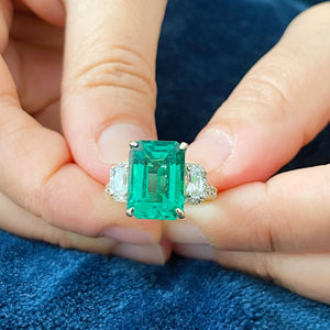 Big 14k solid yellow gold green emerald and round and emerald cut simulated diamond engagement ring bridal, wedding, promise 5.50ctw