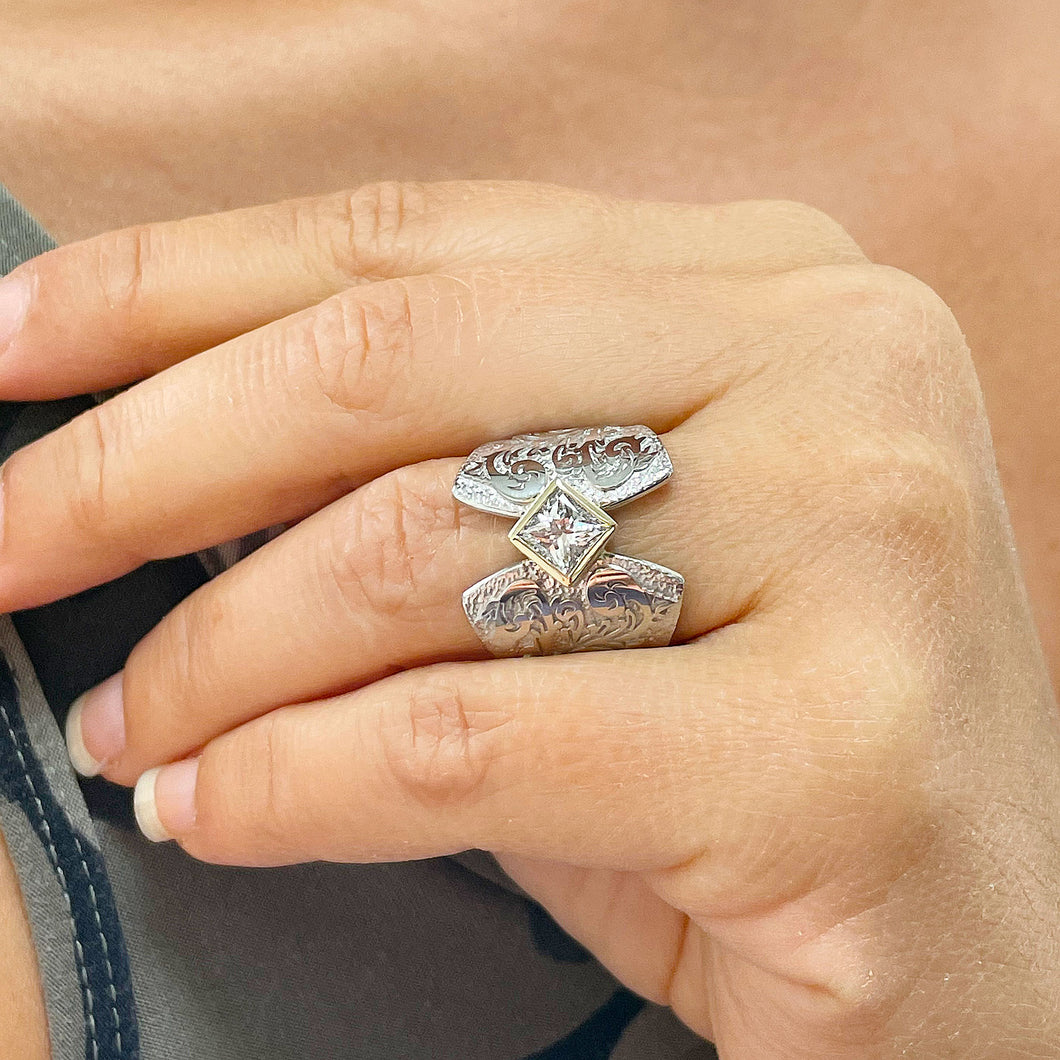 Unique Design 14K Solid And Heavy White Gold Princess Cut Simulated Diamonds Engagement Ring Bezel Antique Style Filigree 1.00ct
