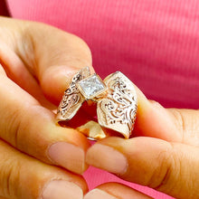 Load image into Gallery viewer, Unique Design 14K Solid And Heavy Rose Gold Princess Cut Simulated Diamonds Engagement Ring Bezel Antique Style Filigree 1.00ct
