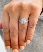Load image into Gallery viewer, Women&#39;s 14K Solid White Gold Round Cut Moissanite and Round And Baguettes Cut Natural Diamond Engagement Ring Halo Prong 2.80ctw

