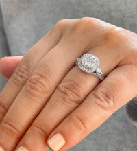 Load image into Gallery viewer, IGI Certified 14K Solid White Gold Round Cut And Baguettes Cut Diamond Engagement Ring Halo Prong 2.300ctw F-VS2

