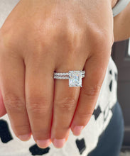 Load image into Gallery viewer, Women&#39;s Large 5.70ctw 14k Solid White Gold Radiant Simulated Diamond Engagement Ring And Band Set
