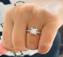 Load image into Gallery viewer, 14K Solid White Gold Round Cut Simulated Diamond Engagement Ring Bridal Wedding Halo 1.70ctw

