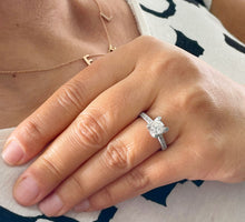 Load image into Gallery viewer, 14K Solid White Gold Round Cut Simulated Diamond Engagement Ring Bridal Wedding Halo 1.70ctw
