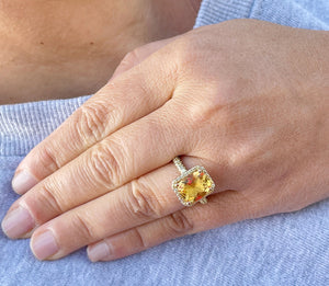 14K Solid Yellow Gold Natural Cushion Cut Yellow Citrine And Natural Yellow Sapphire Sides Engagement Ring Prong Set Halo 4.75ctw