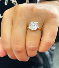 Load image into Gallery viewer, IGI Certified Three Carat 14k Yellow Gold Cushion Cut Diamond Engagement Ring Prongs, Solitaire F-VS2
