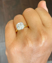 Load image into Gallery viewer, IGI Certified Three Carat 14k Yellow Gold Cushion Cut Diamond Engagement Ring Prongs, Solitaire F-VS2
