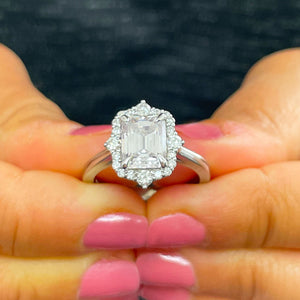 Large 14k solid white gold emerald and round cut simulated diamond engagement ring halo bridal wedding prong set 2.95ct