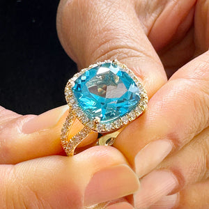 14K Solid Yellow Gold Cushion Cut Natural Blue Topaz And Round Cut Diamonds Engagement Ring Halo Split Shank 4.70ctw