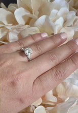 Load and play video in Gallery viewer, 14K White Gold Round And Baguettes Cut Natural Diamonds Engagement Ring 1.74ctw
