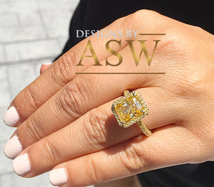 14K Solid Yellow Gold Radiant Cut Yellow Citrine Simulated Diamond Engagement Ring Prong Set lots of shine and luster round cut sides 4.75ct