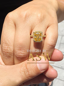 14K Solid Yellow Gold Radiant Cut Yellow Citrine Simulated Diamond Engagement Ring Prong Set lots of shine and luster round cut sides 4.75ct