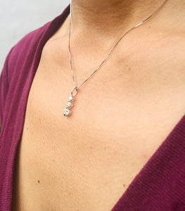14k white gold round cut natural diamond prong set necklace pendent and chain bridal wedding anniversary gift three stone style 0.60ctw