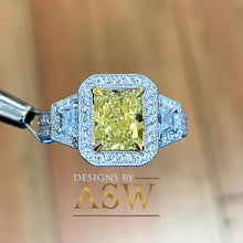 Load image into Gallery viewer, Large 3.50 Carats 14k Solid White and Yellow Gold Radiant Cut Simulated Diamond and Fancy Yellow Diamonds Engagement Ring Halo
