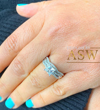 Load image into Gallery viewer, Beautiful 14K solid white gold 1.25 Carat princess cut diamond engagement ring and two bands bridal set wedding set halo natural diamonds
